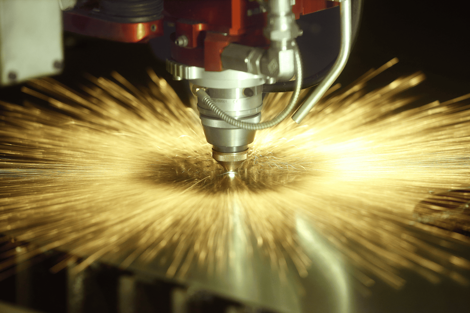 Laserskæring med maskine